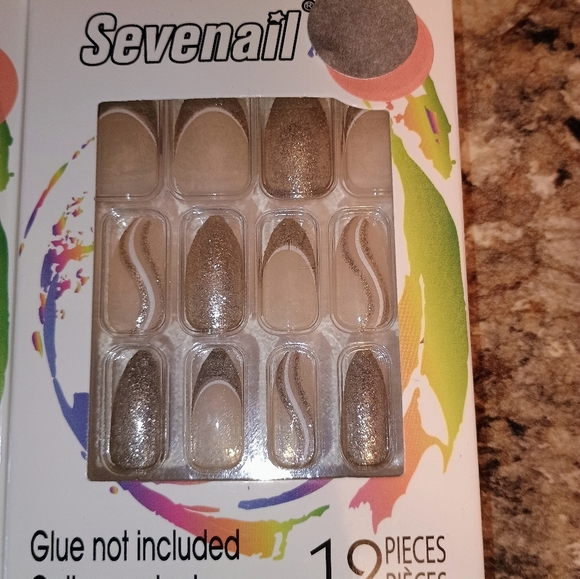 Sevenail Fashion Nails Set Three Sets With Glue Brand New - Picture 5 of 5
